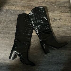 SCHUTZ crocodile black boots size 8! Truly only worn 1-2 times!